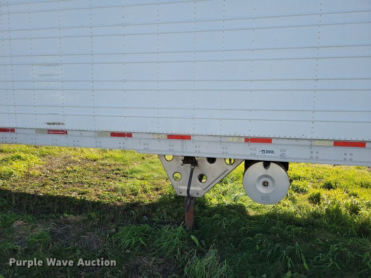 image for item DL7761 2006 Utility 3000R  refrigerated van trailer