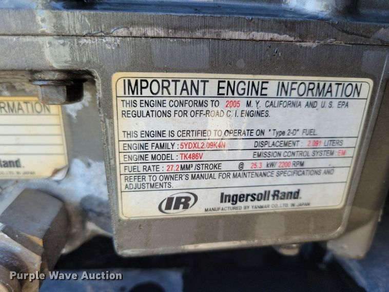 image for item DL7761 2006 Utility 3000R  refrigerated van trailer