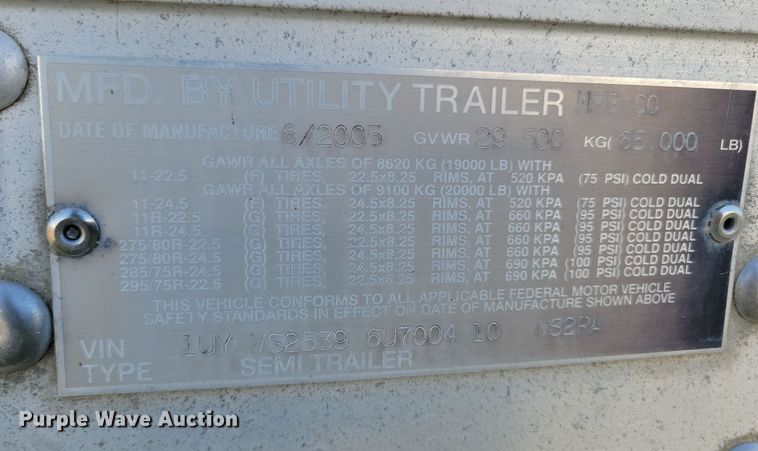 image for item DL7761 2006 Utility 3000R  refrigerated van trailer