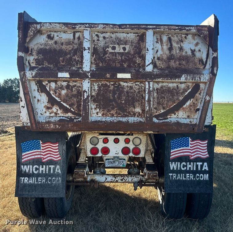 image for item DM2634 1992 Allco  end dump trailer