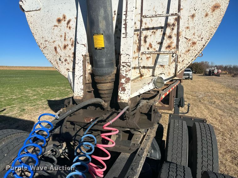 image for item DM2634 1992 Allco  end dump trailer