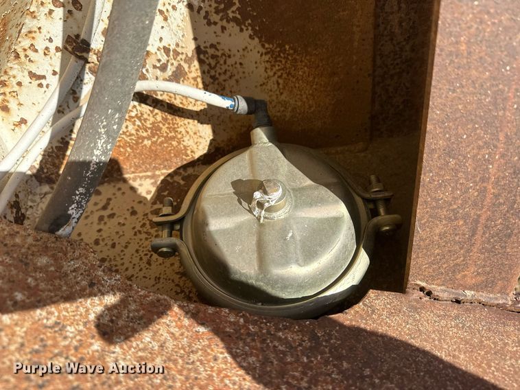 image for item DM2634 1992 Allco  end dump trailer