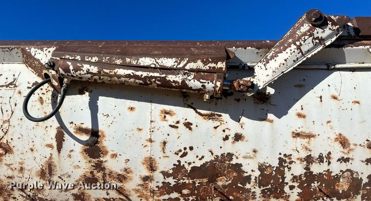 image for item DM2634 1992 Allco  end dump trailer