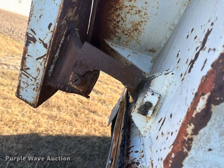 image for item DM2634 1992 Allco  end dump trailer