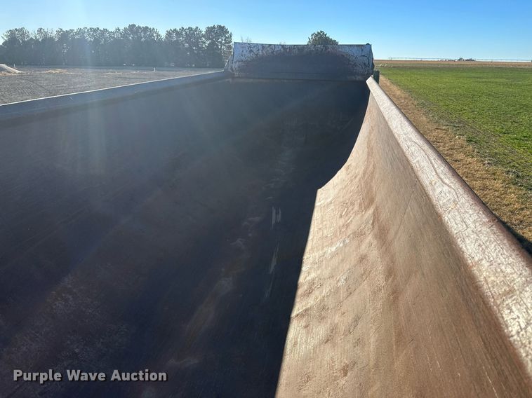 image for item DM2634 1992 Allco  end dump trailer