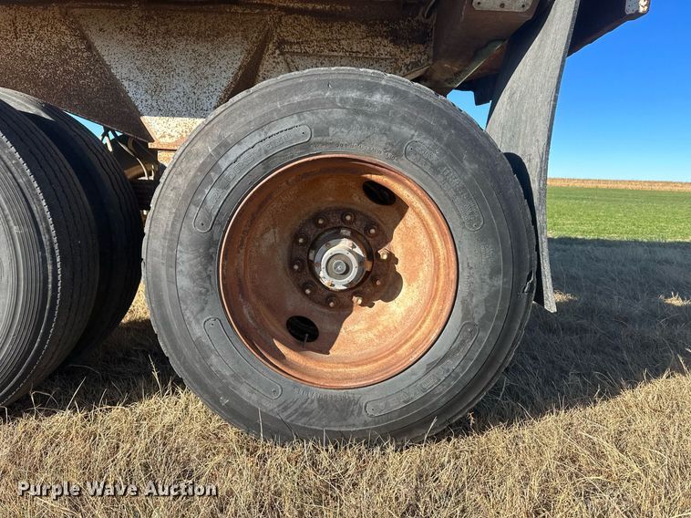 image for item DM2634 1992 Allco  end dump trailer