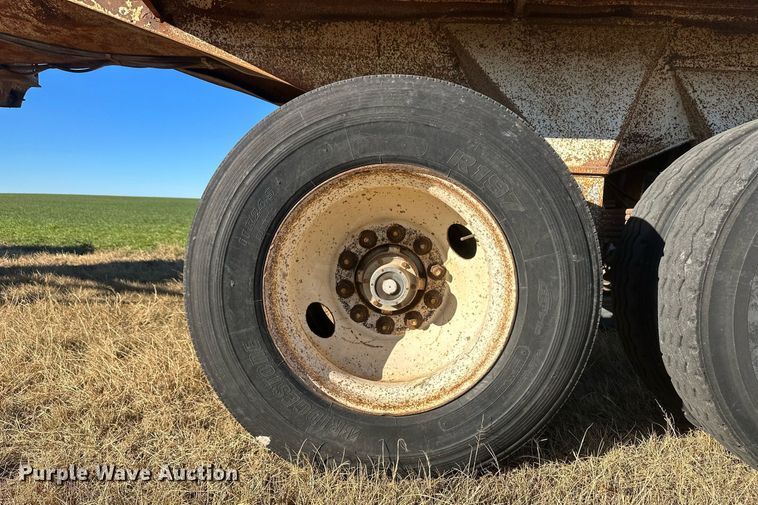 image for item DM2634 1992 Allco  end dump trailer