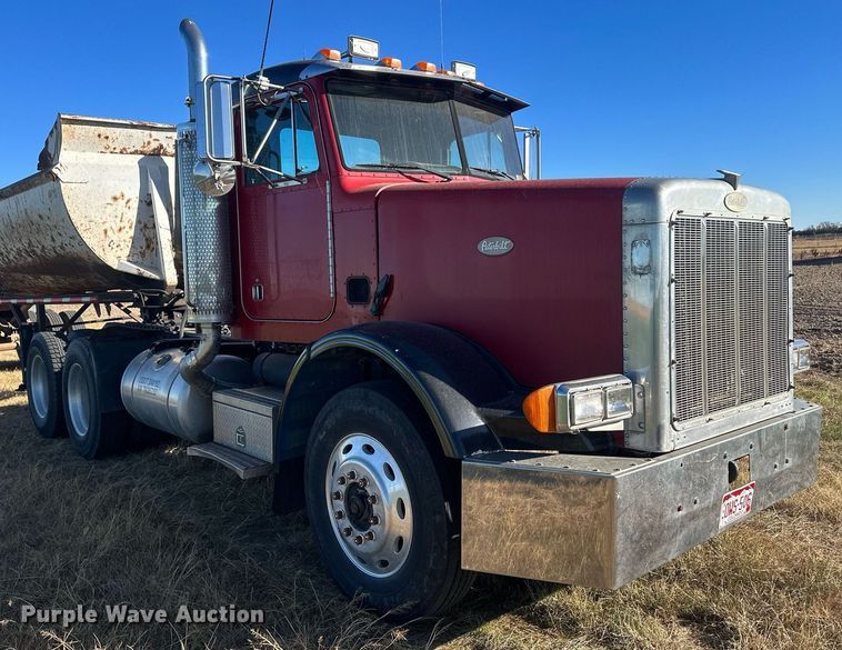 image for item DM2635 1996 Peterbilt 378  semi truck