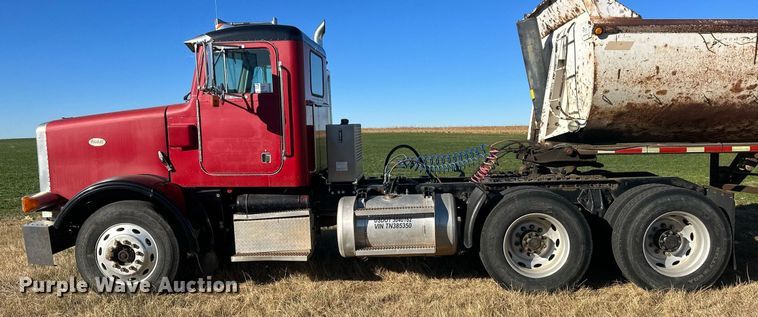 image for item DM2635 1996 Peterbilt 378  semi truck