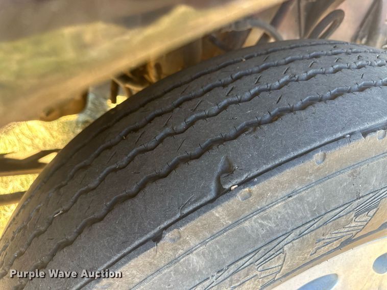 image for item DM2635 1996 Peterbilt 378  semi truck