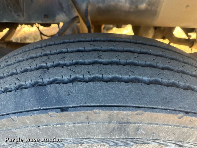 image for item DM2635 1996 Peterbilt 378  semi truck