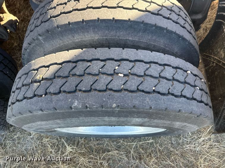 image for item DM2635 1996 Peterbilt 378  semi truck