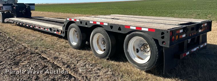 image for item DM2636 2007 Trail King TK80HED-533  lowboy equipment trailer