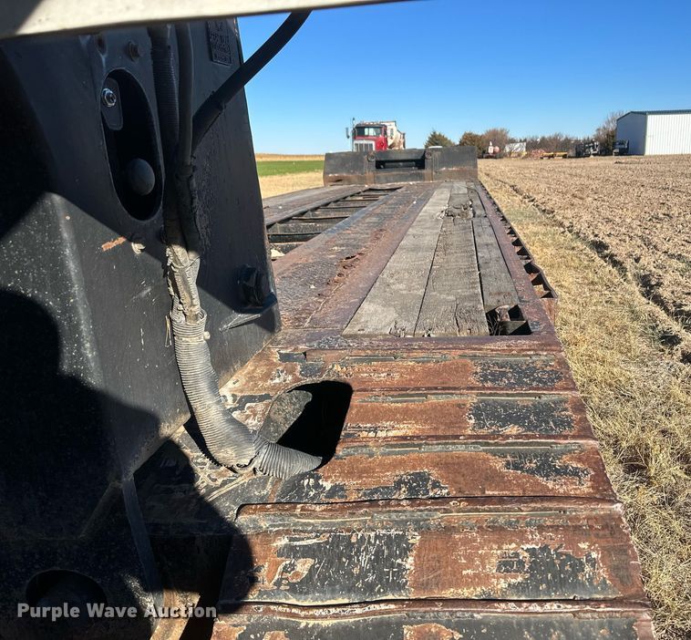 image for item DM2636 2007 Trail King TK80HED-533  lowboy equipment trailer