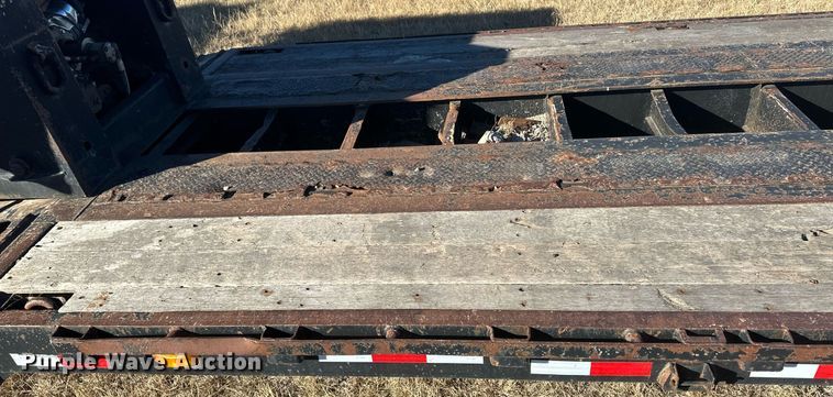 image for item DM2636 2007 Trail King TK80HED-533  lowboy equipment trailer