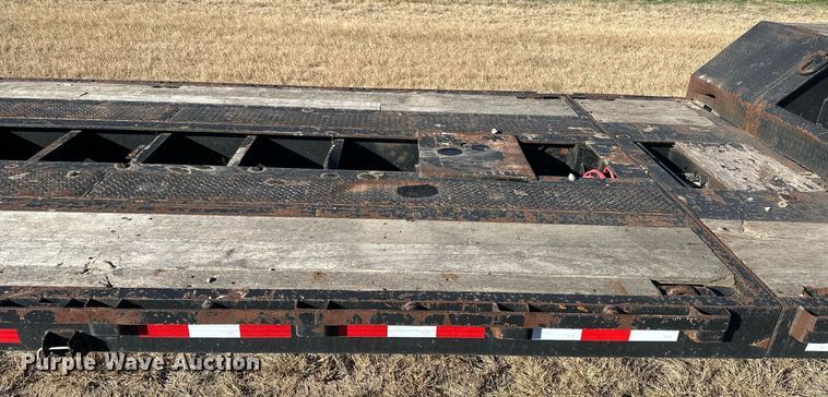 image for item DM2636 2007 Trail King TK80HED-533  lowboy equipment trailer