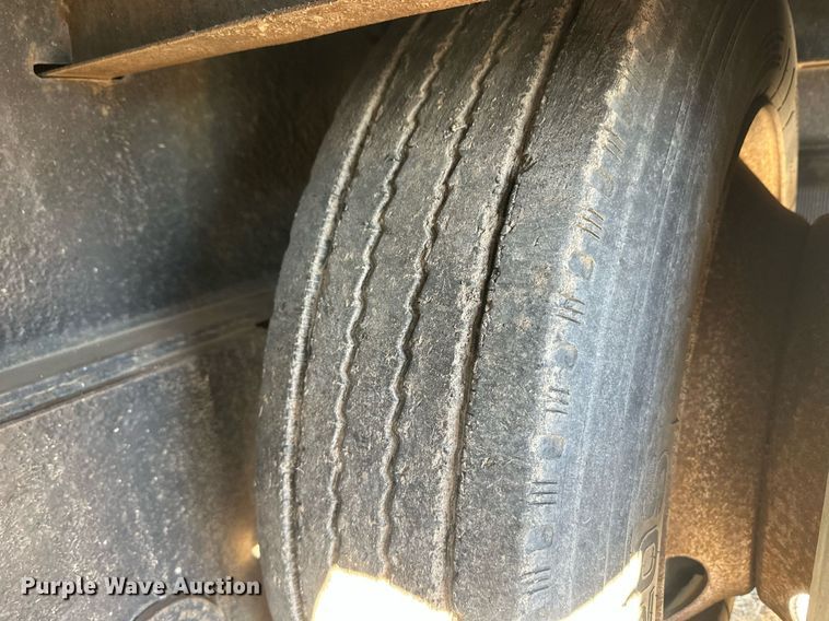 image for item DM2636 2007 Trail King TK80HED-533  lowboy equipment trailer