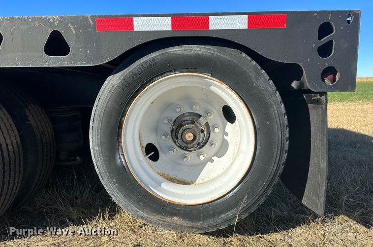 image for item DM2636 2007 Trail King TK80HED-533  lowboy equipment trailer