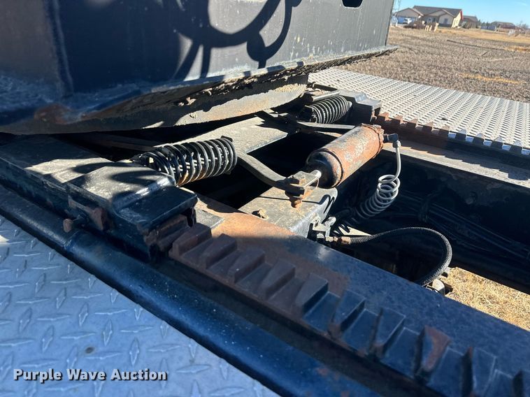 image for item DM2637 1989 Peterbilt 379  semi truck