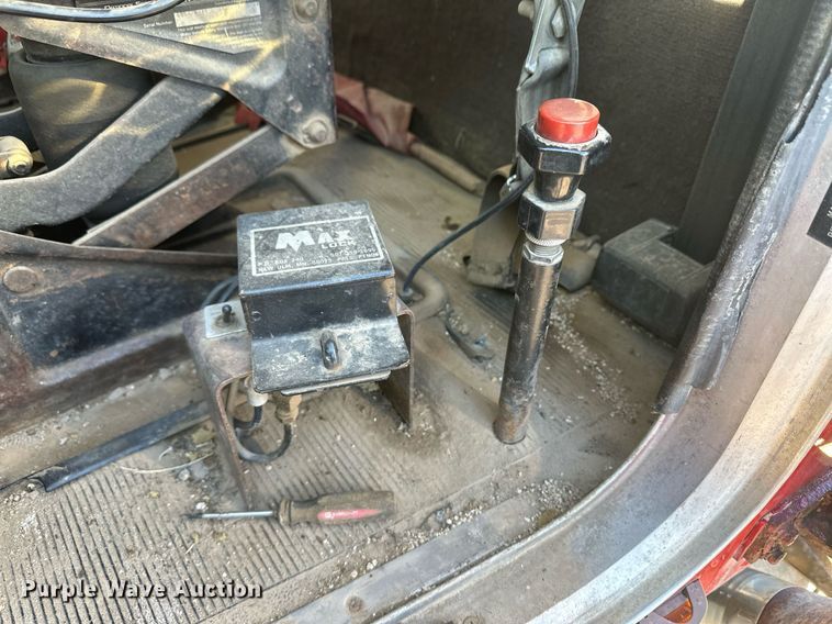 image for item DM2637 1989 Peterbilt 379  semi truck