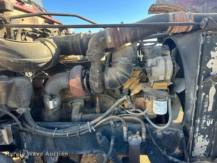 image for item DM2637 1989 Peterbilt 379  semi truck