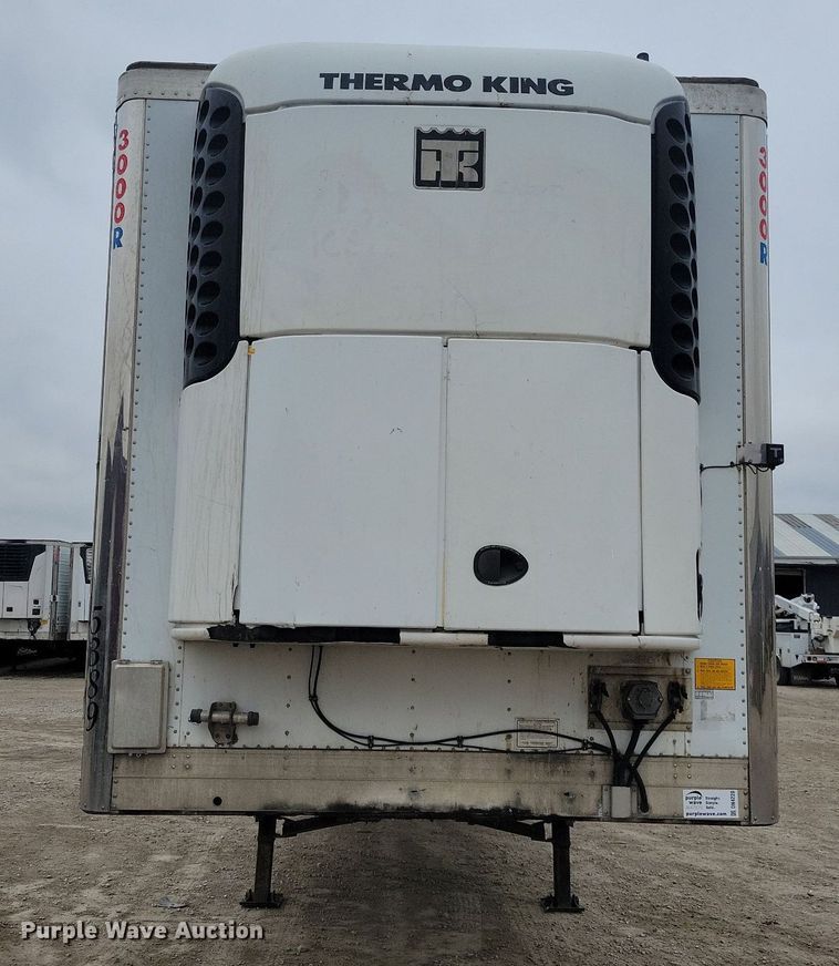 image for item DN4220 2006 Utility 3000R  refrigerated van trailer