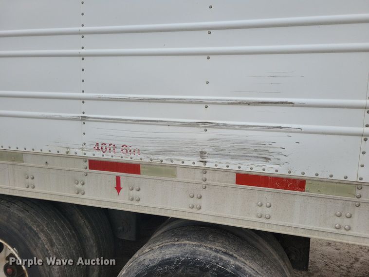 image for item DN4220 2006 Utility 3000R  refrigerated van trailer