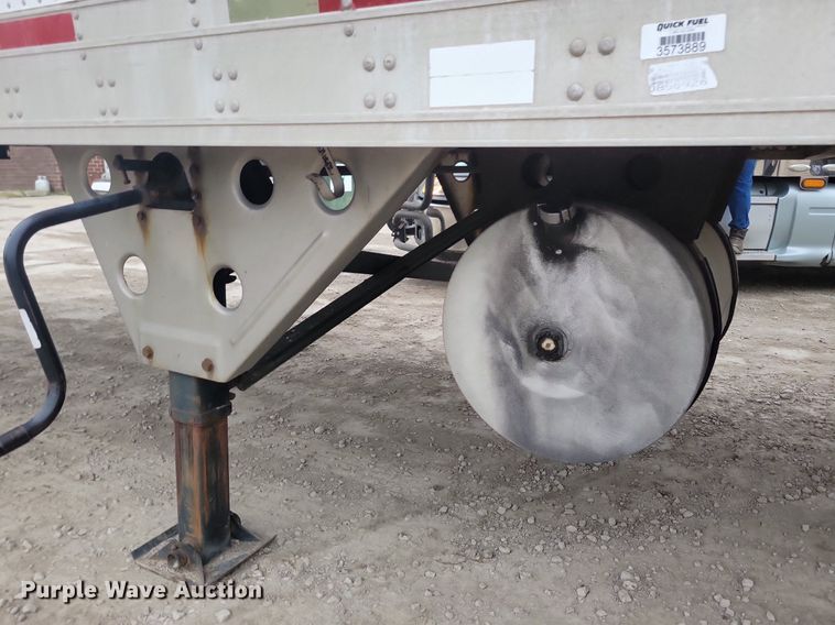 image for item DN4220 2006 Utility 3000R  refrigerated van trailer