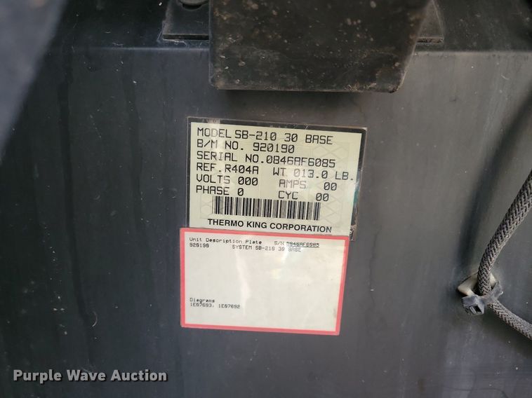 image for item DN4220 2006 Utility 3000R  refrigerated van trailer