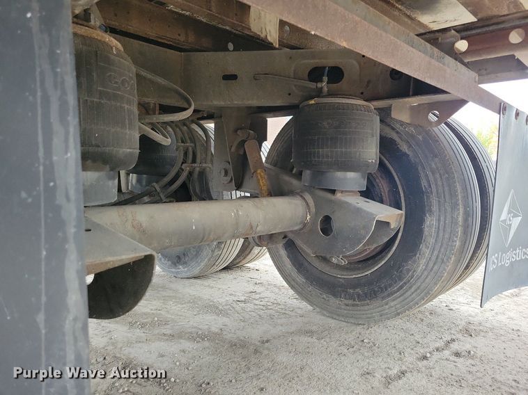 image for item DN4220 2006 Utility 3000R  refrigerated van trailer