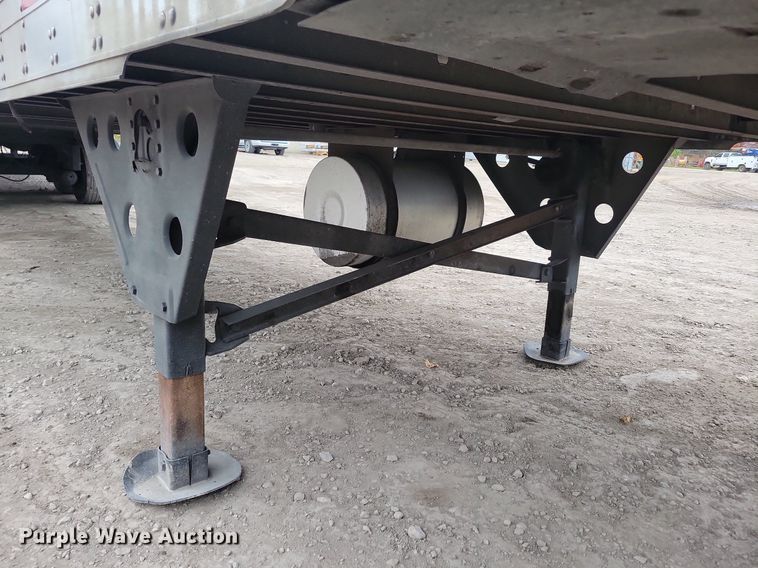 image for item DN4221 2008 Utility 3000R  refrigerated van trailer