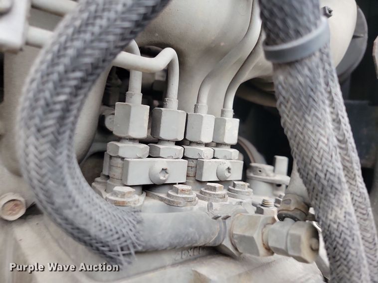 image for item DN4221 2008 Utility 3000R  refrigerated van trailer