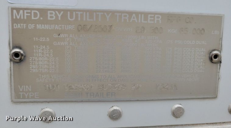 image for item DN4221 2008 Utility 3000R  refrigerated van trailer