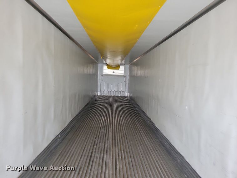 image for item DN4222 2016 Utility 3000R  refrigerated van trailer