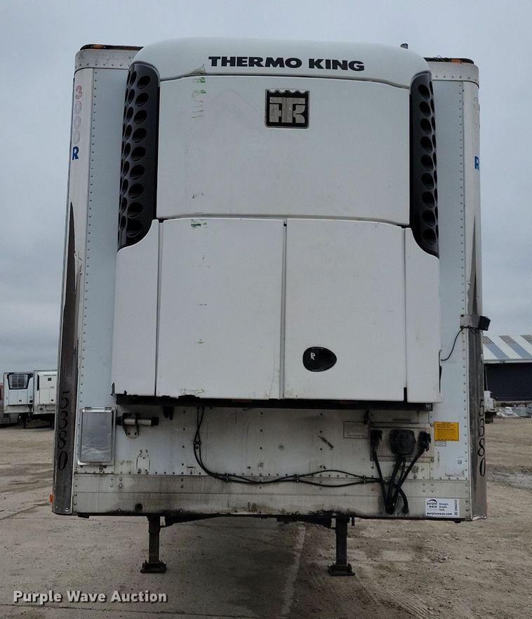 image for item DN4223 2005 Utility 3000R  refrigerated van trailer