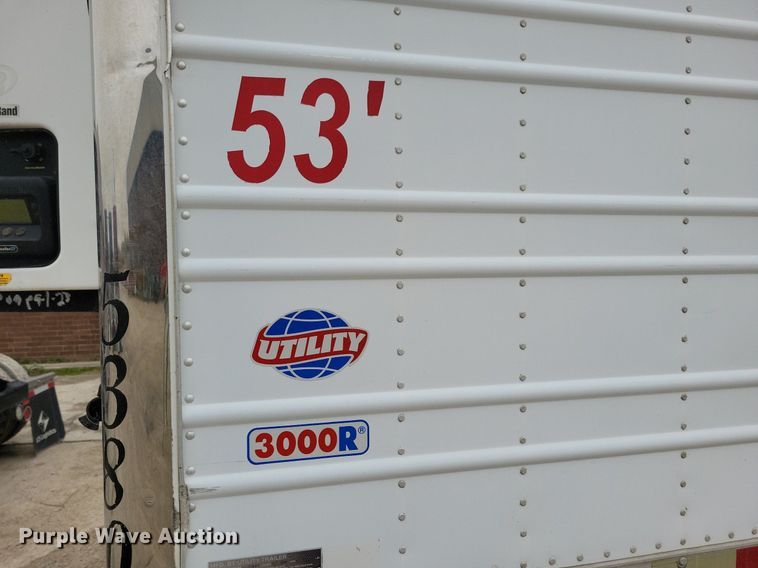 image for item DN4223 2005 Utility 3000R  refrigerated van trailer