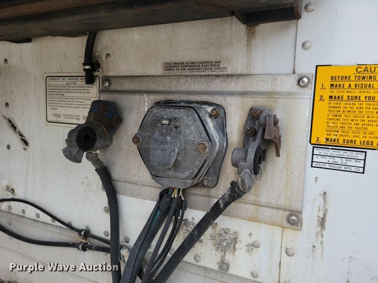 image for item DN4223 2005 Utility 3000R  refrigerated van trailer