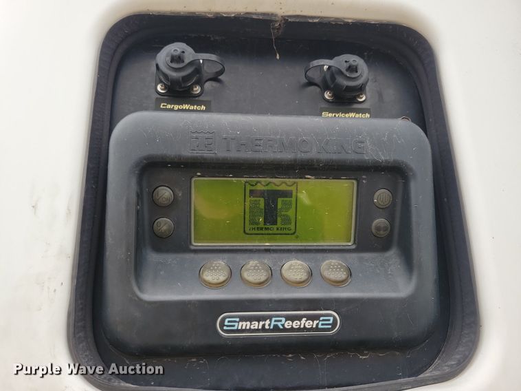 image for item DN4223 2005 Utility 3000R  refrigerated van trailer