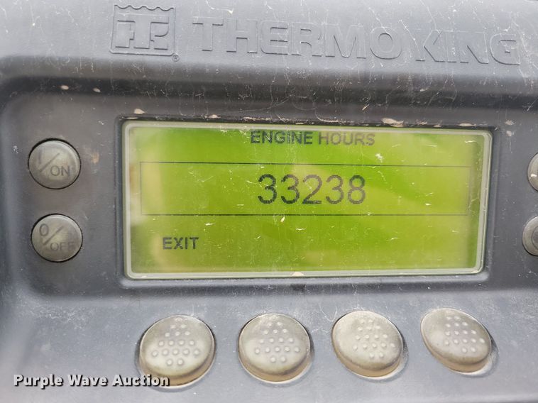 image for item DN4223 2005 Utility 3000R  refrigerated van trailer