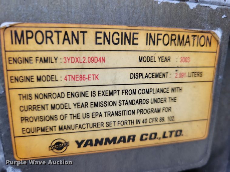 image for item DN4223 2005 Utility 3000R  refrigerated van trailer