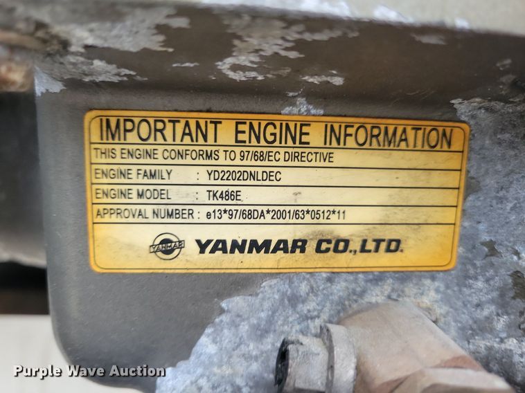 image for item DN4223 2005 Utility 3000R  refrigerated van trailer