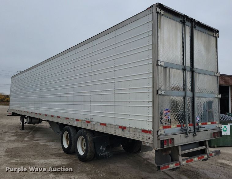 image for item DN4224 2016 Utility 3000R  refrigerated van trailer