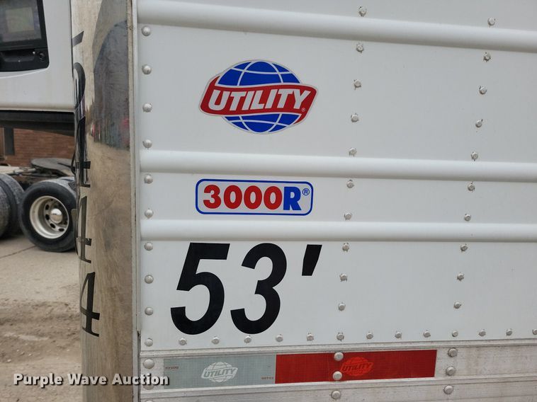image for item DN4224 2016 Utility 3000R  refrigerated van trailer