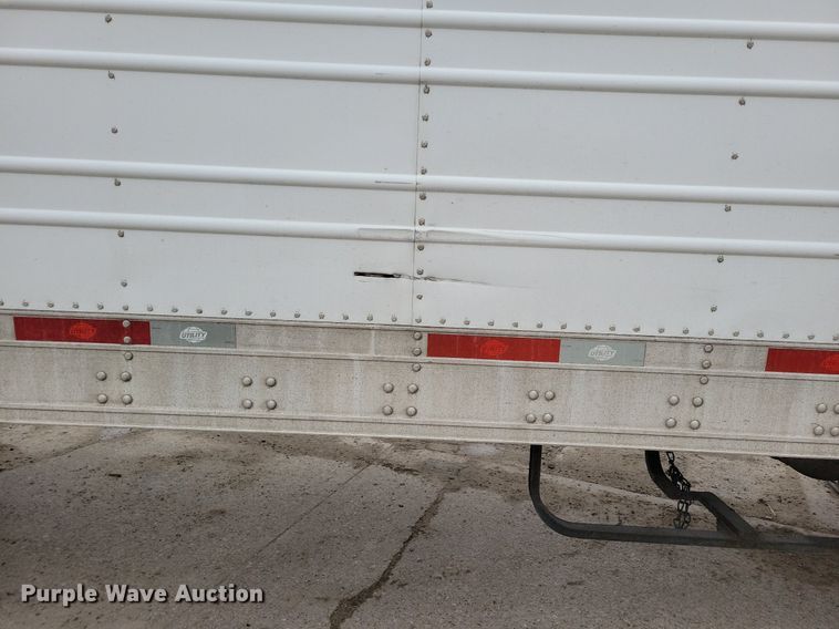 image for item DN4224 2016 Utility 3000R  refrigerated van trailer