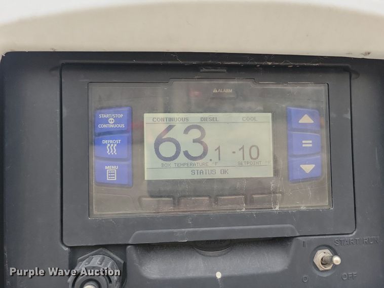 image for item DN4224 2016 Utility 3000R  refrigerated van trailer