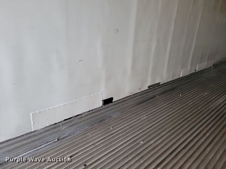 image for item DN4224 2016 Utility 3000R  refrigerated van trailer