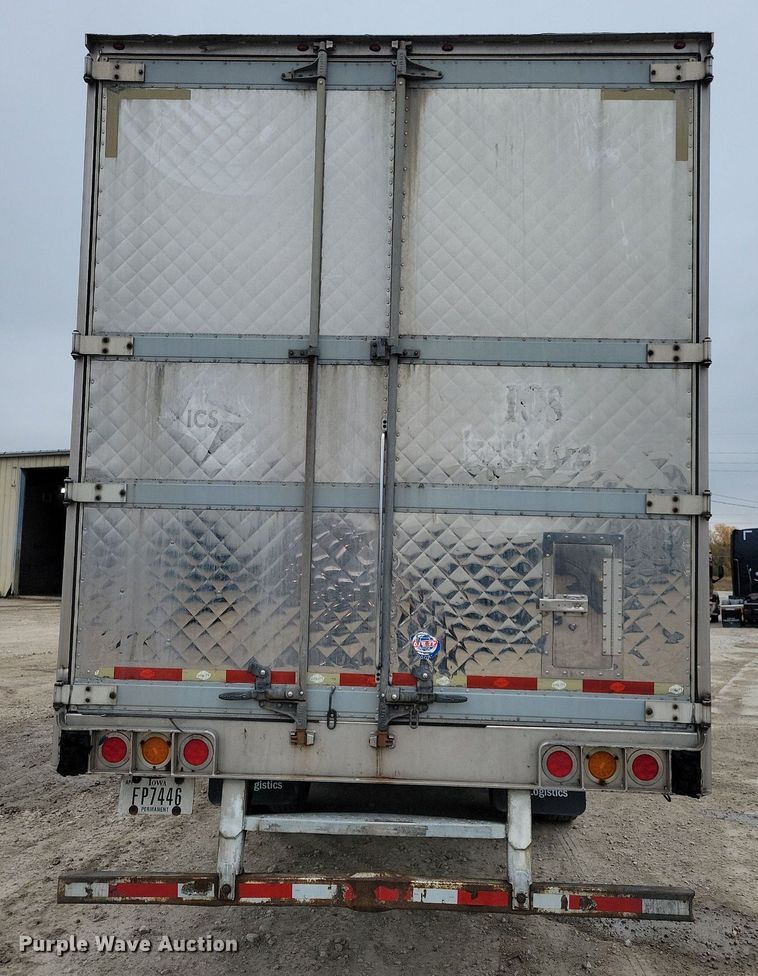 image for item DN4225 2008 Utility 3000R  refrigerated van trailer