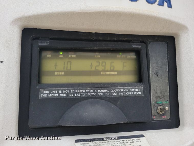 image for item DN4225 2008 Utility 3000R  refrigerated van trailer