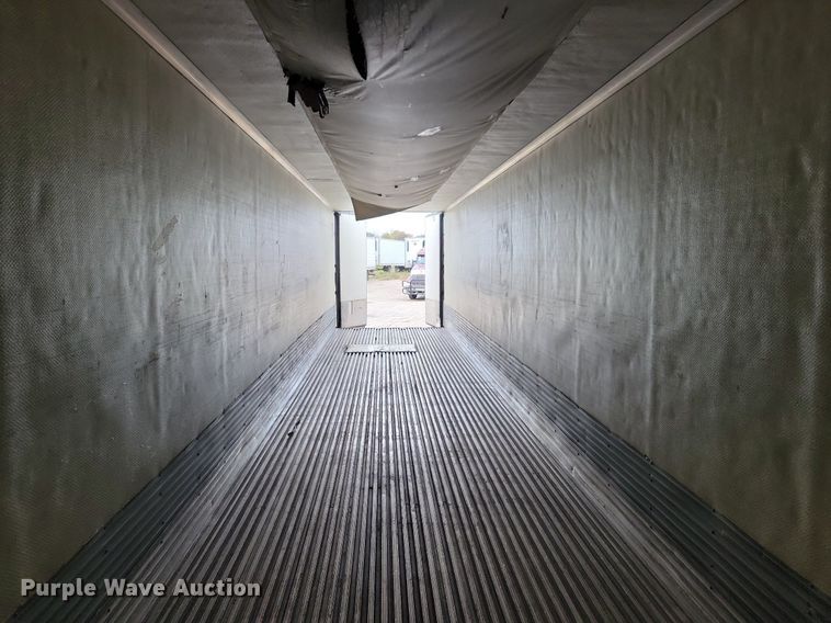 image for item DN4225 2008 Utility 3000R  refrigerated van trailer