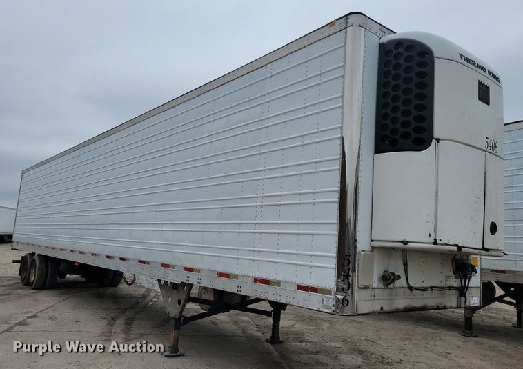 image for item DN4226 2006 Utility 3000R  refrigerated van trailer